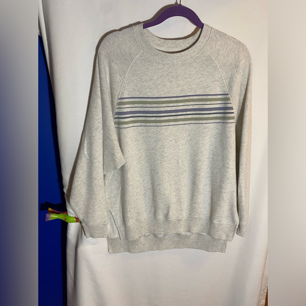American Eagle Outfitters Gray with blue & green Crewneck Sweatshirt, Size Small